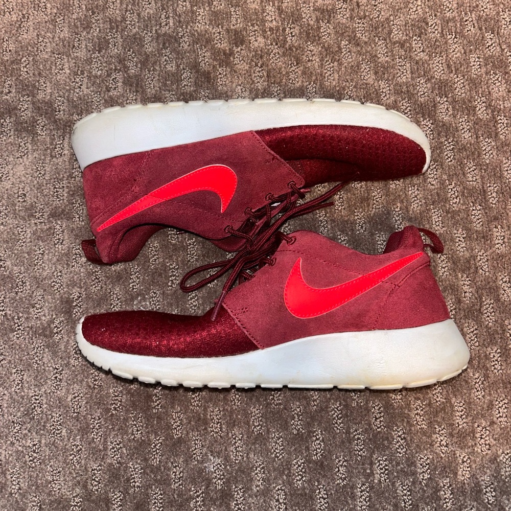 Nike Roshe Runs